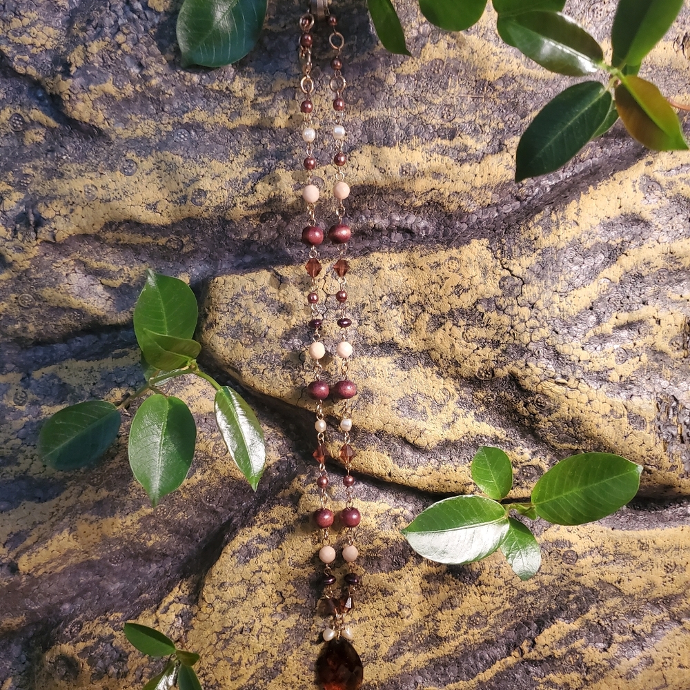 Amber Tone And Wood Necklace